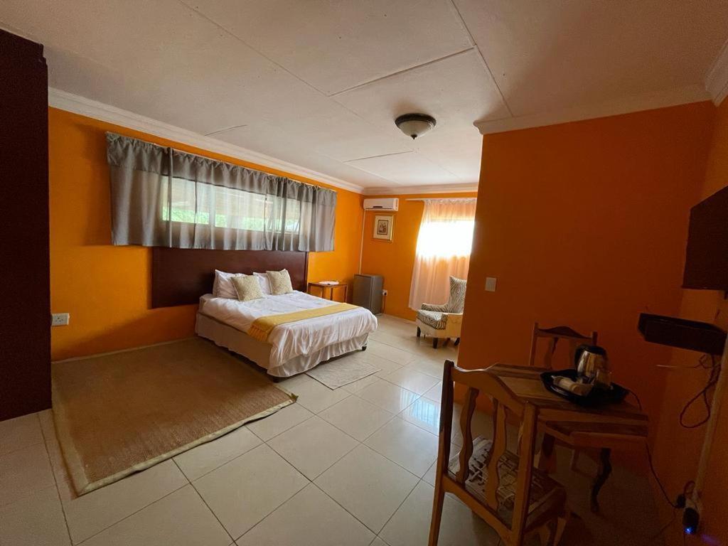 Khutsong Guests House Hotel Burgersfort Eksteriør billede