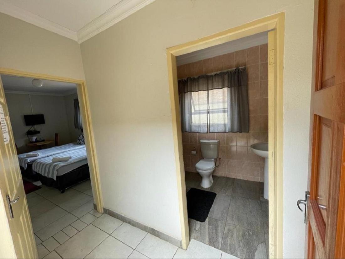 Khutsong Guests House Hotel Burgersfort Eksteriør billede